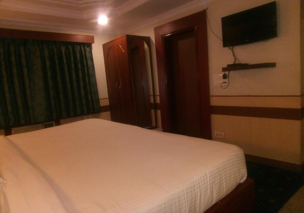 Hotel Monsoon Palace Guwahati Eksteriør bilde
